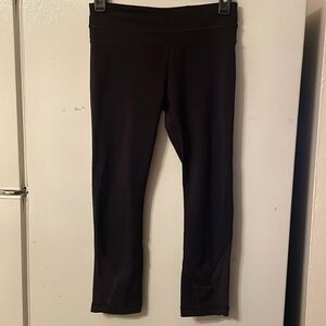 Lululemon Size 4 Black Leggings‎ Back Zip